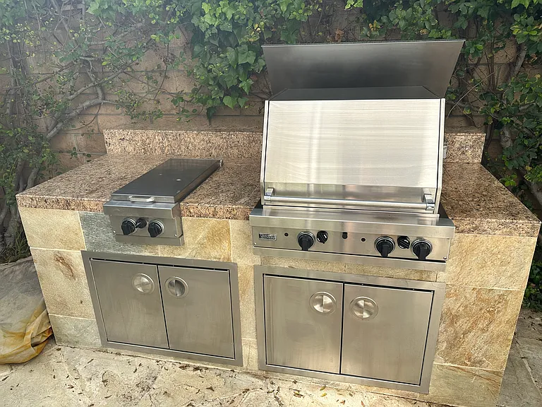 Viking Built in BBQ