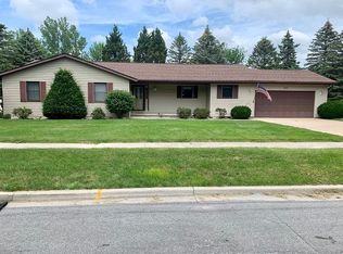 100 Meadow Ln, Midland, MI 48640