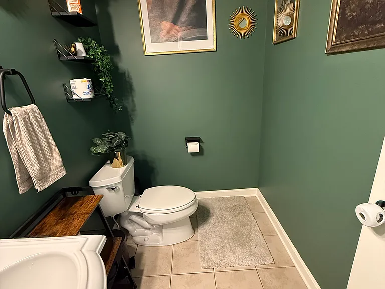 110 Woodcrest Dr — Photo 8