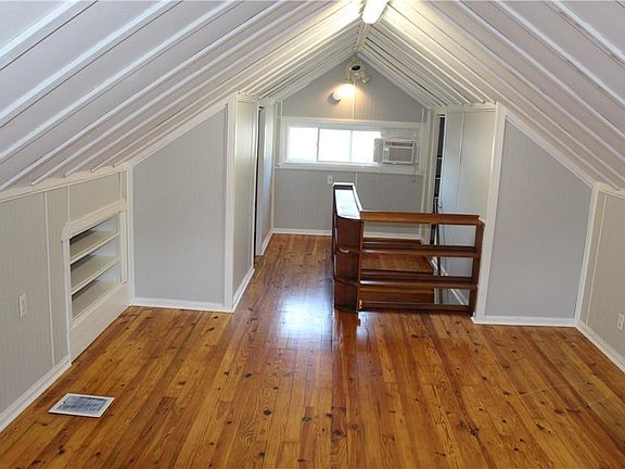 5th image of 112 N Grant St