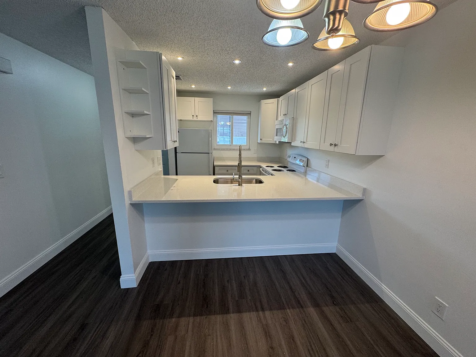 2 bed, $1,395 — Photo 3