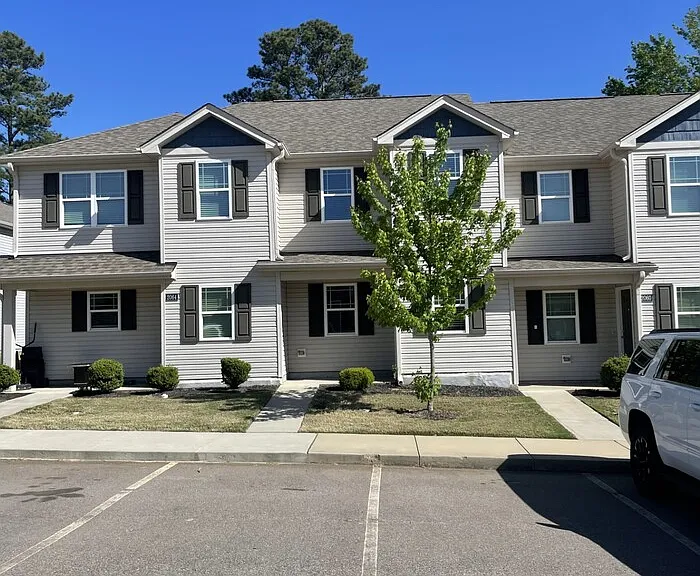 2062 Wiggins Village Dr — Photo 2