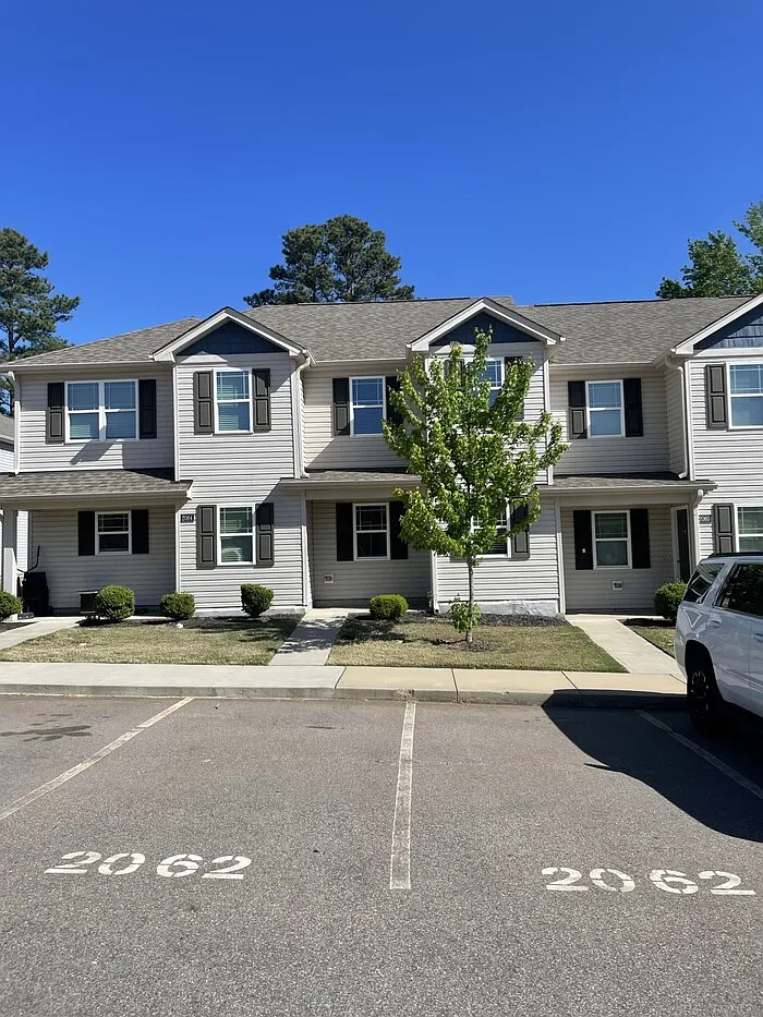 Building Photo - 2062 Wiggins Village Dr