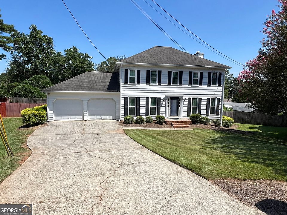 1st image of 903 Coach House Dr