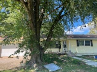 12542 Bullock Rd, Bentonville, AR 72712