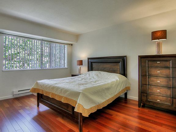 5th image of 960 Kiely Blvd Unit C
