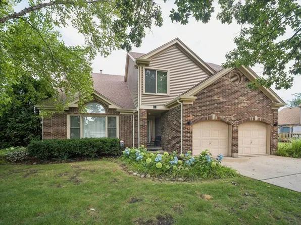44 Chestnut Ter, Buffalo Grove, IL 60089