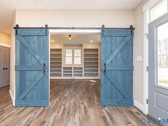 4th image of 2744 Dogtown Rd