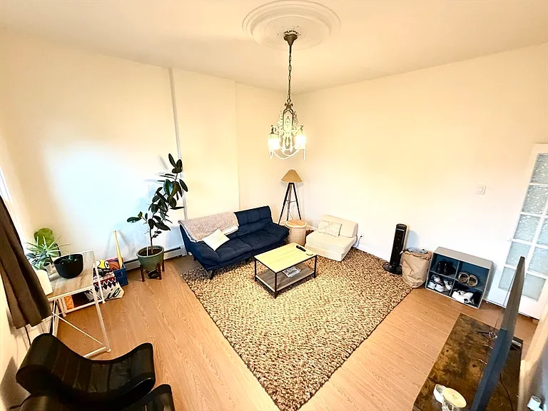 439 Cambridge St #3 — Photo 4
