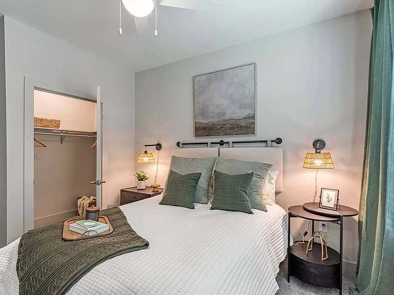 Capital Collective Luxury Apartments — Photo 30