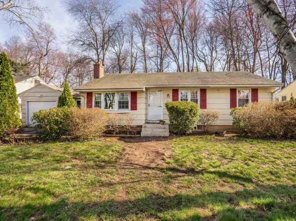 215 Beechwood Road, West Hartford, CT 06107
