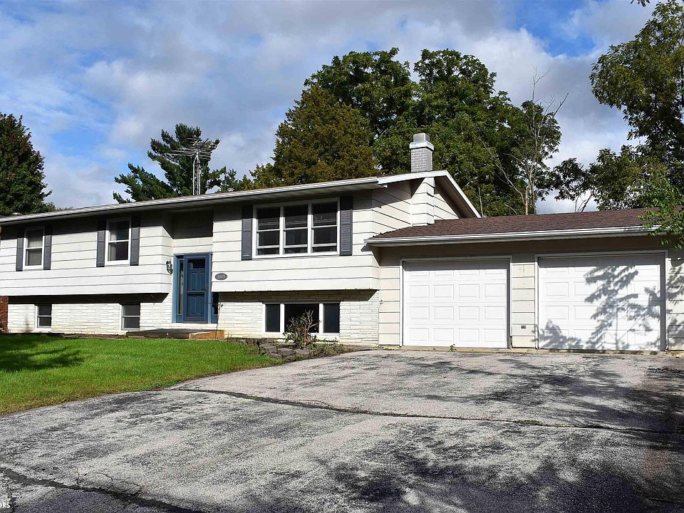 1st image of 1608 Crescent Dr