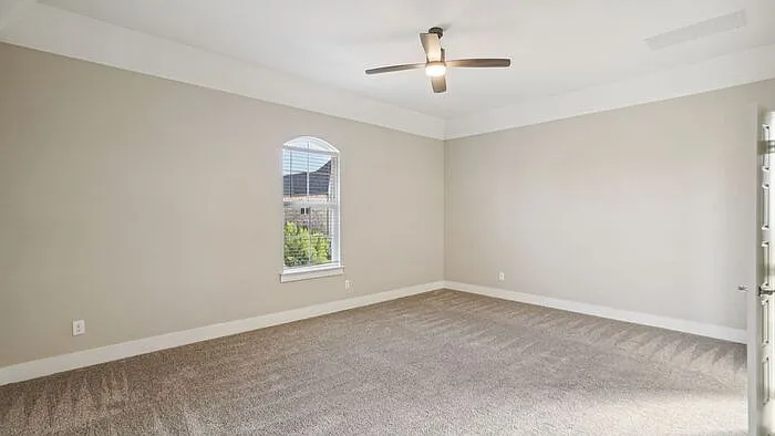 1703 Paytyn Dr — Photo 17