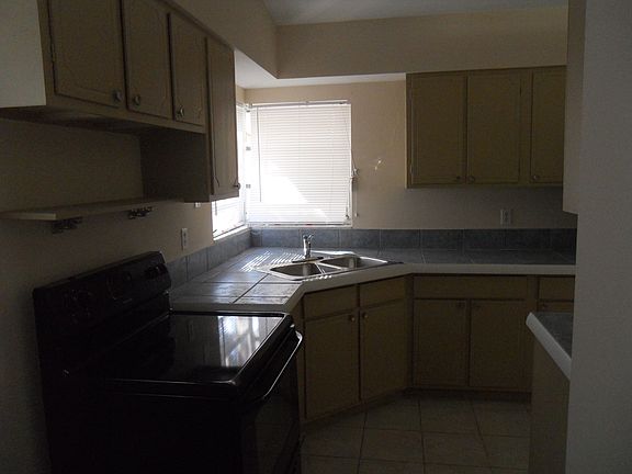 2nd image of 1436 Stillwater Ave