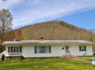 11 Elm St, Tidioute, PA 16351