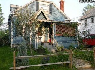 857 Kling St, Akron, OH 44311