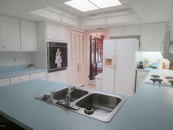 5th image of 1877 E Spruce Creek Blvd
