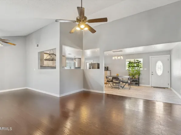 9716 N 55TH Avenue, Glendale, AZ 85302