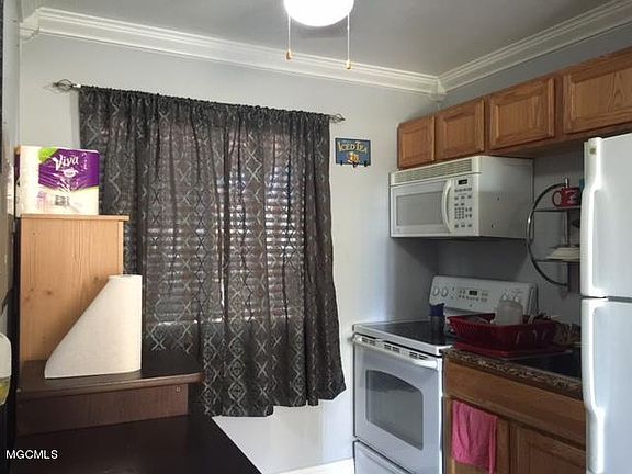 4th image of 1664 Beach Blvd #32