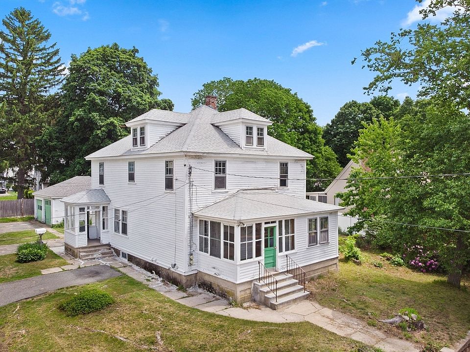 1st image of 104 Great Rd