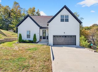486 David Ave, Lewisburg, TN 37091