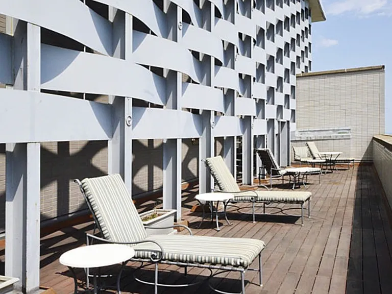 1550 N Lake Shore Dr #4D — Photo 26