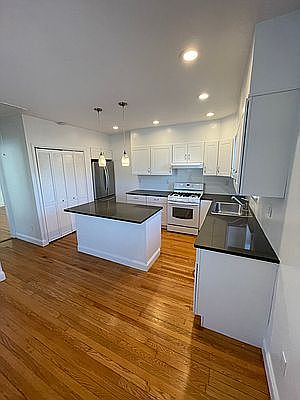 4th image of 238 Beach 129 St #2