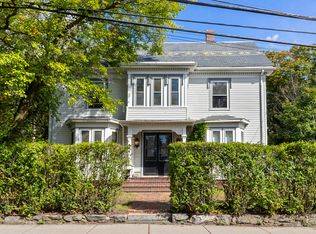 984 Chestnut St #2, Newton Upper Falls, MA 02464