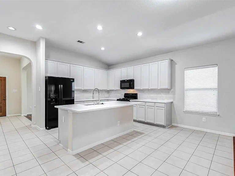 24314 Courtland Oaks St — Photo 4