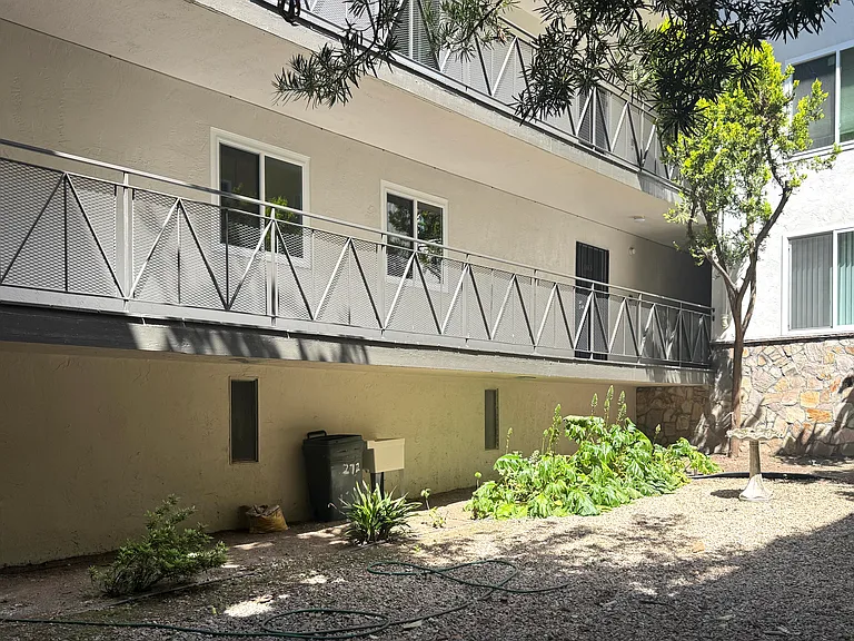 272 Euclid Ave #101 — Photo 5