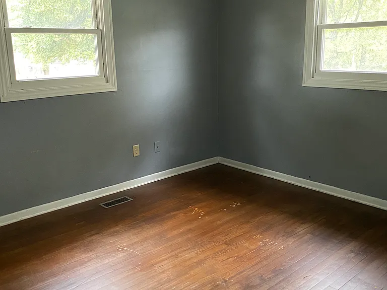 22 Michael Dr #A — Photo 3