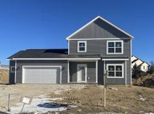 415 Valley Dr, Theresa, WI 53091