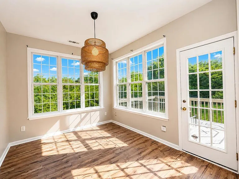 5803 Whisperwood Dr — Photo 15