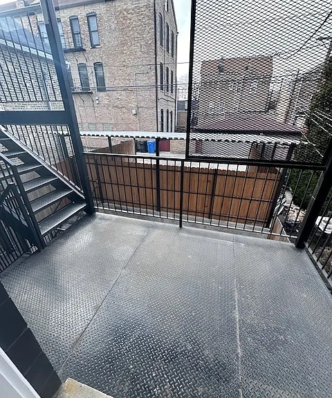 1916 S Loomis St #1F — Photo 10