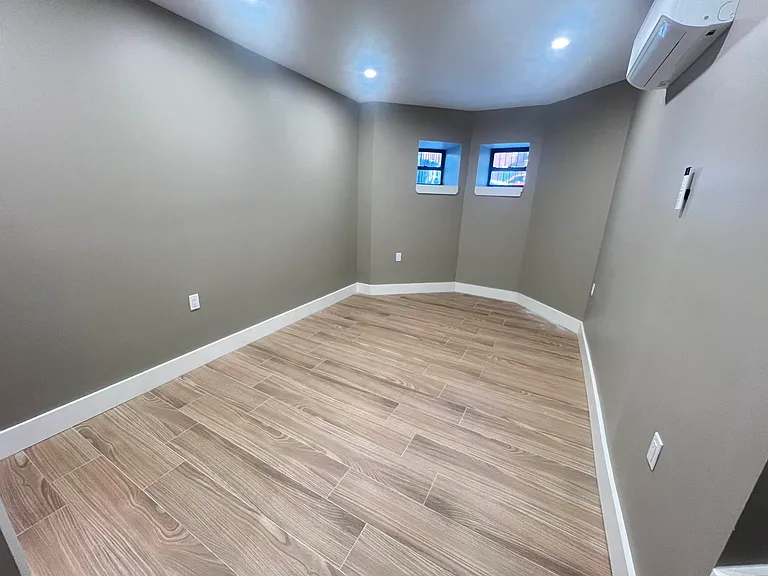 2909 Avenue D #1A — Photo 11