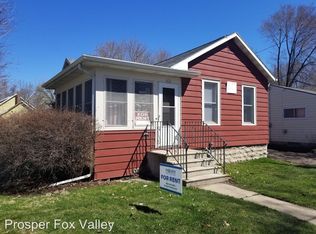 828 Woodland Ave, Oshkosh, WI 54901