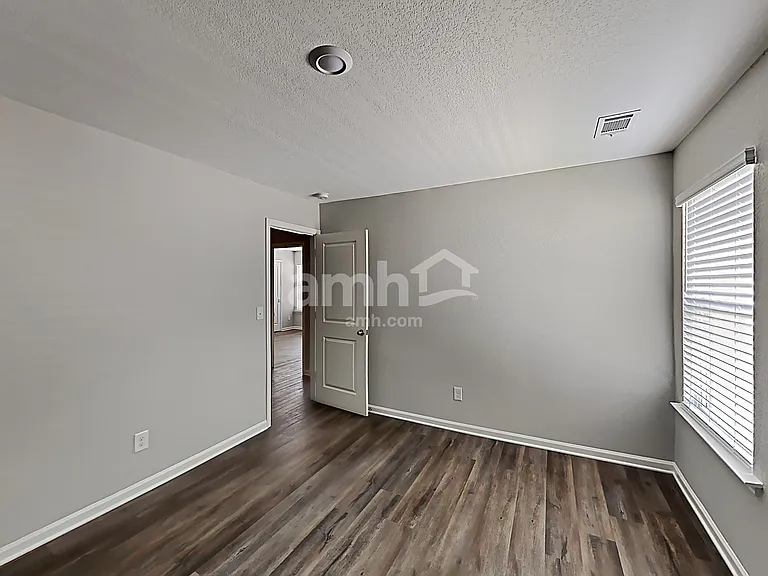 621 Gleaner Way — Photo 14