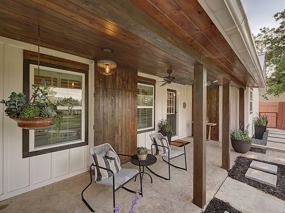 4th image of 903 FRONT ST