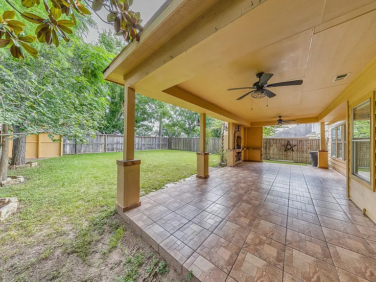 16130 Coleburn Dr — Photo 38