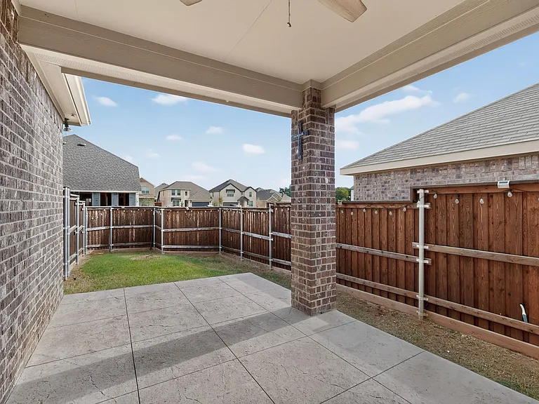 2285 Obsidian Dr — Photo 39