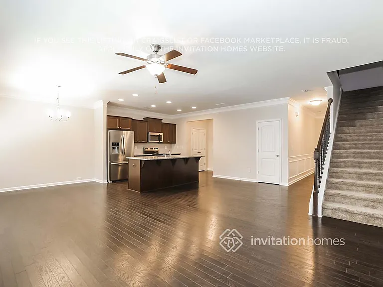 255 Green Bridge Ct — Photo 2