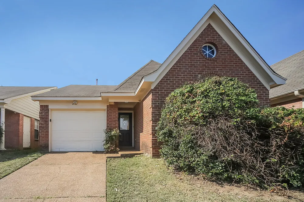 3 bed, 2.0 bath, 1153 sqft, $1,500 — Photo 3