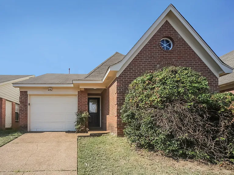 2731 Maggie Woods Pl — Photo 3
