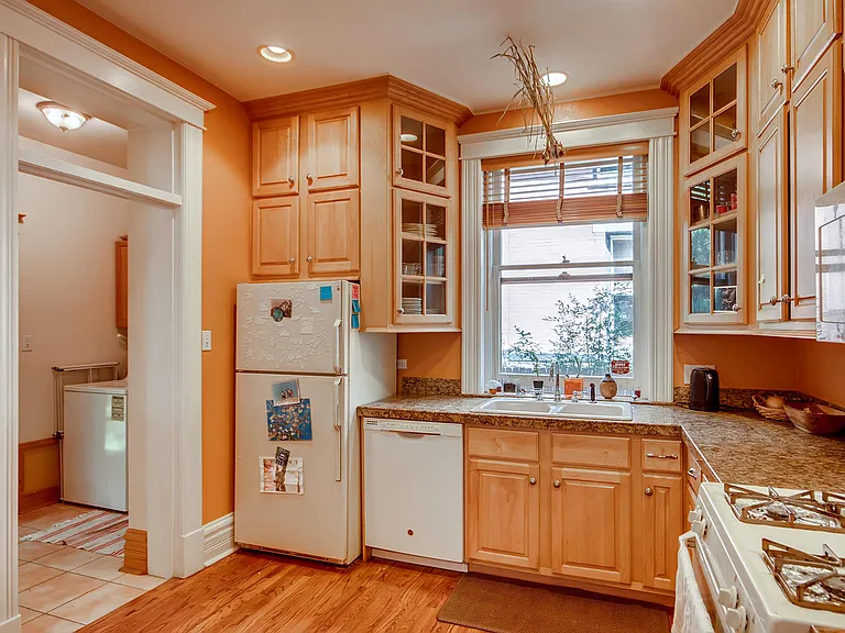 1035 N Marion St #1 — Photo 10