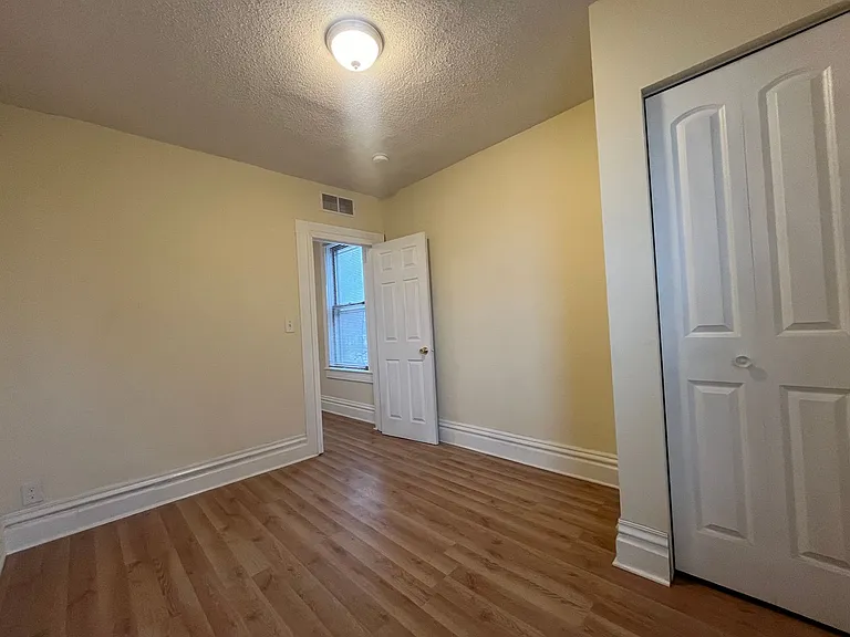 595 Park Street — Photo 14