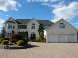 63 S Ridgedale Ave, East Hanover, NJ 07936