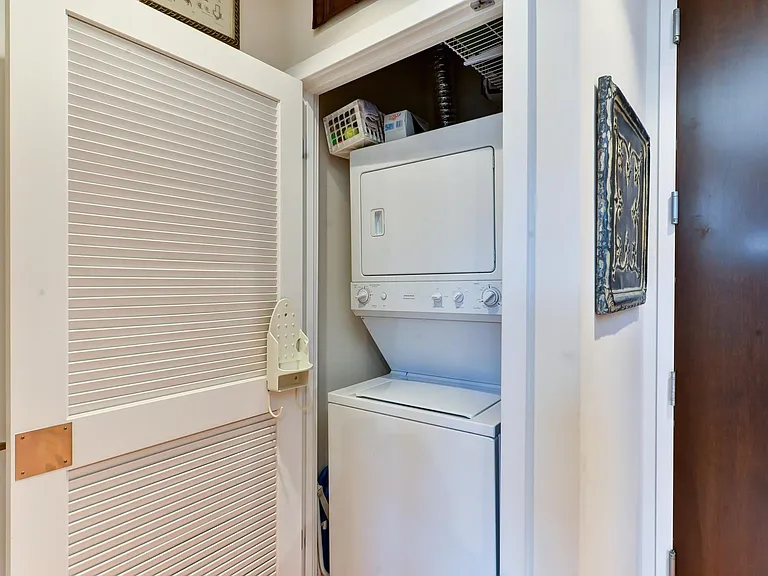 520 John Carlyle St #234 — Photo 15