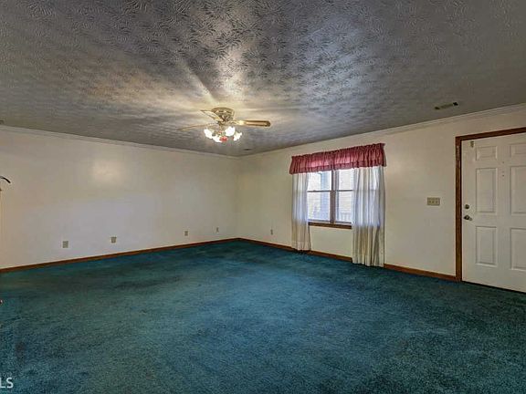 3rd image of 1821 New St NE