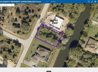2082 Laughlin Rd, North Port, FL 34288