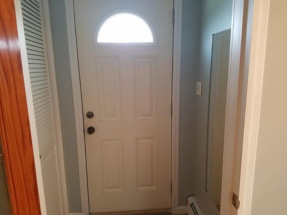 5th image of 6 Gem Ct